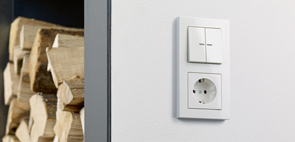 JUNG KNX Taster F 10 bei Elektrotechnik Süß GmbH in Marburg