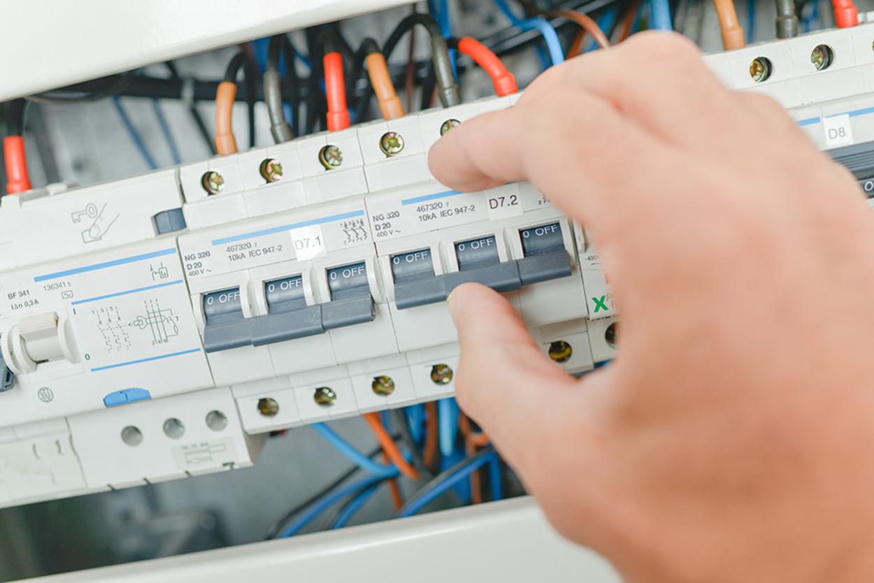 Elektro­installation bei Elektrotechnik Süß GmbH in Marburg